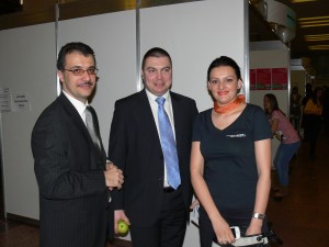 P1500042